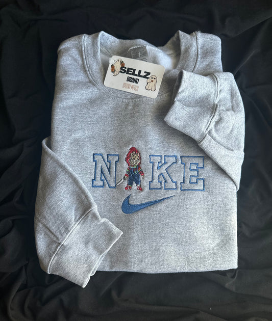 CHUCKY SWOOSH SWEATER